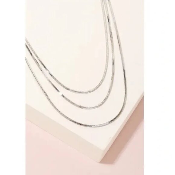 ($7) Layered Snake Chain Necklace - Picture 1 of 1